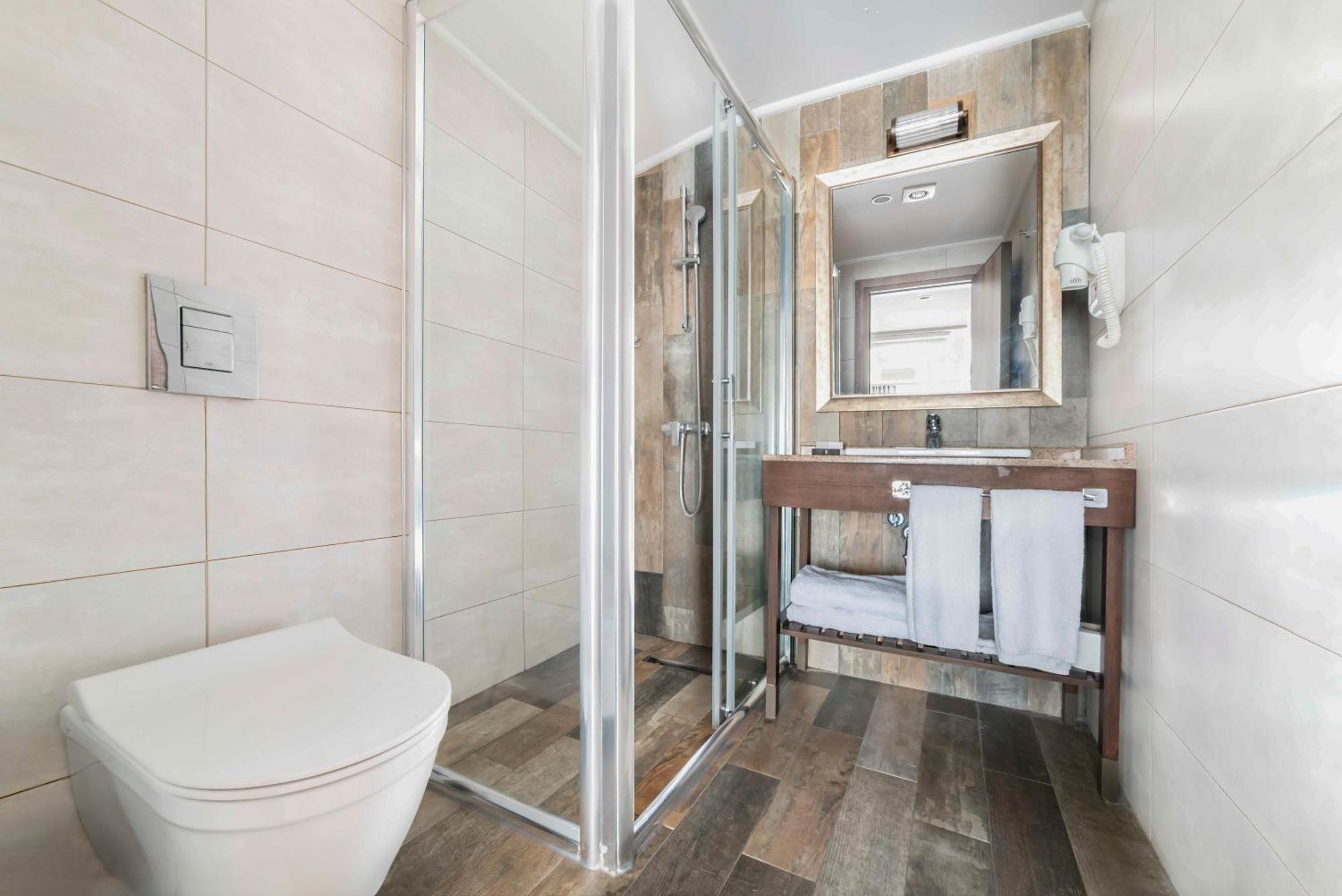 Castle Franco Suites Istanbul Eksteriør billede
